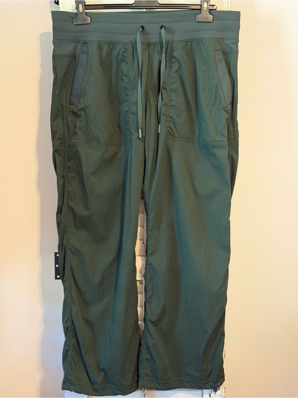 LULULEMON Dance Studio Mid rise pants size 14 short | Legacy Green - Picture 5 of 7